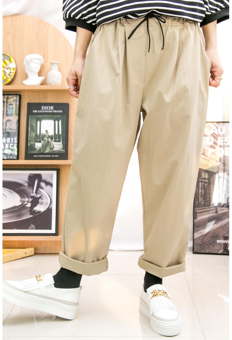 2315-1014A- 隨意・型格 - 橡根腰束繩 ‧ 滑滑扯布料直腳褲 (韓國)  